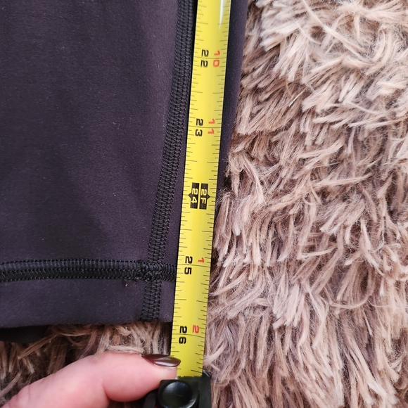 Lululemon Invigorate High-Rise Tight 25" Black Size 6 - Picture 14 of 15